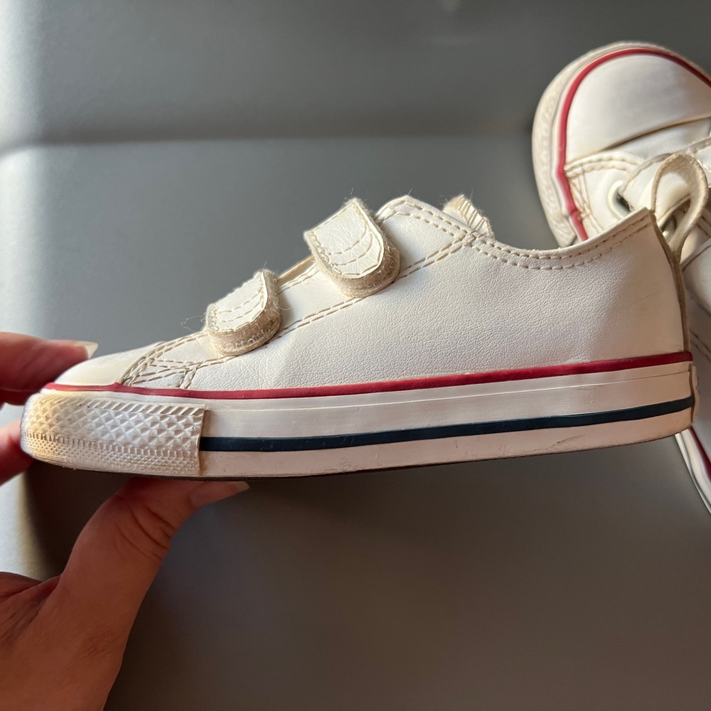 White Toddler Converse 8C